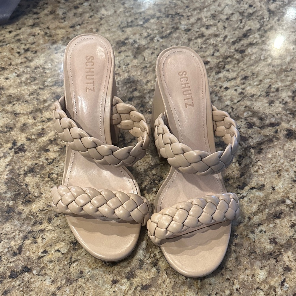 Schutz Myreh Honey Beige Leather Slip On 8.5